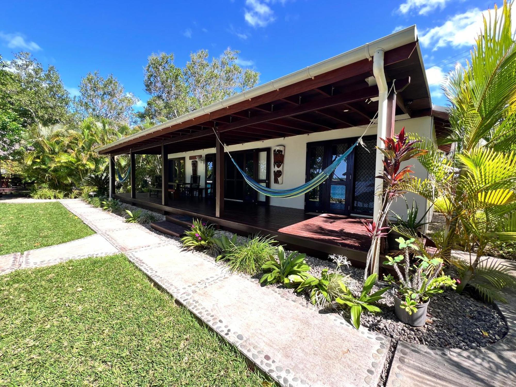 Turtle Bay Beach House Villa Saraotou Exterior photo